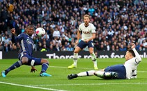 Tottenham thoát thua trước Watford bởi bàn thắng gây tranh cãi