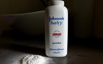 Johnson & Johnson thu hồi 33.000 sản phẩm phấn rôm nghi chứa chất gây ung thư