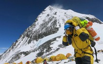 Ly tách trong nhà hàng tái chế từ rác thải Everest