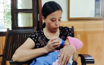 Mẹ bỏ con gái mới sinh kèm thư ‘khó khăn không nuôi con được’