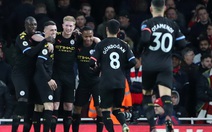 De Bruyne tỏa sáng, Man City nhẹ nhàng đánh bại Arsenal ngay trong hiệp 1