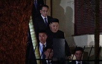 Ông Kim Jong Un cùng em gái đến thăm Đại sứ quán Triều Tiên