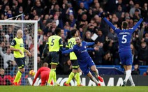 Tân binh Higuain tỏa sáng, Chelsea đè bẹp Huddersfield