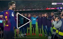 Video Messi và cầu thủ Barcelona tưng bừng ăn mừng ngôi vô địch La Liga