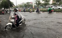 'Mưa vàng' hai ngày làm TP.HCM ngập nhẹ, thời tiết sắp tới ra sao?