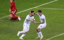 VAR 'hỗ trợ' Messi ghi bàn giúp Argentina sống còn