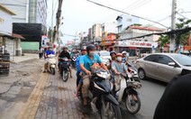 Chưa quyết liệt với xe máy leo lề