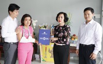 Trao bằng tốt nghiệp cho sinh viên đã mất