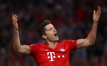 VAR và Lewandowski giúp Bayern Munich thoát thua trước Hertha Berlin