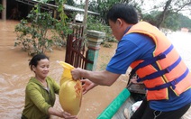 Cả xã với hơn 1.700 hộ dân bị ngập, cô lập