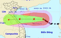 Bão số 8 còn cách Hoàng Sa 300km, sẽ giảm cấp khi vào biển Hà Tĩnh - Quảng Trị