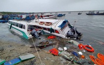 Lý Sơn tan hoang nhà cửa, hàng loạt tàu thuyền bị đánh chìm