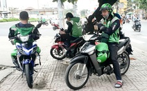 Grab và Gojek thu 'phụ phí' dịp tết 5.000 - 15.000 đồng/chuyến