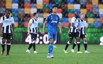 Thua 'sốc' Udinese, Ronaldo và đồng đội lỡ cơ hội vô địch sớm