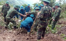 Mưa lũ ở Lào Cai: đất đá đè trúng nhà, đường ngập hơn 1 mét