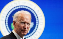 Ông Biden sa thải bác sĩ chữa COVID-19 cho ông Trump