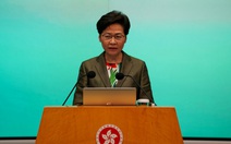 Lãnh đạo Hong Kong Carrie Lam nhập viện sau khi té gãy tay