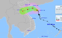 Bão số 7 vào biển Việt Nam sáng 10-10, sóng to, mưa lớn trên biển từ Bắc chí Nam