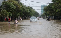 Phú Yên - Bình Định: 8 người chết do lũ, hàng chục ngàn nhà dân vẫn còn ngập lụt