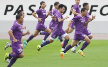 Hùng Dũng không thể sang Singapore vào ngày 1-12