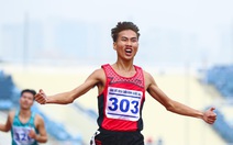 Lê Tiến Long 'xô đổ' nhà vô địch SEA Games Đỗ Quốc Luật