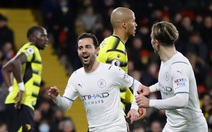 Man City vươn lên đỉnh bảng Premier League