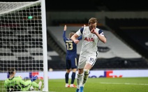 Harry Kane lập cú đúp, Tottenham rộng cửa đi tiếp