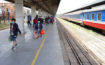 Chạy lại 2 đoàn tàu khách SE3, SE4 tuyến đường sắt Hà Nội - TP.HCM