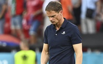 HLV De Boer từ chức sau khi tuyển Hà Lan bị loại sớm ở Euro 2020