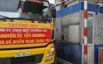 Bức xúc vì chở hàng vào hỗ trợ TPHCM, khi về trạm thu phí buộc phải mua vé