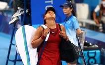 'Cô gái vàng' của Nhật Naomi Osaka thua sốc ở Olympic Tokyo