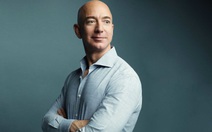 Tỉ phú Jeff Bezos 'xin biếu' NASA 2 tỉ USD đổi lấy hợp đồng chế tạo tàu lên Mặt trăng