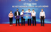 TP.HCM tiếp nhận 10 xe xét nghiệm COVID-19 lưu động do doanh nghiệp trao tặng