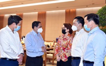 Thủ tướng tiếp tục đối thoại với doanh nghiệp để tháo gỡ khó khăn
