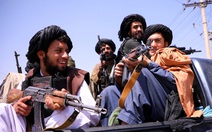 Taliban xả súng chỉ thiên ăn mừng, 17 người chết