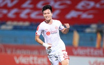 Tiền vệ Hoàng Đức là 'ngôi sao' V-League  tháng 9