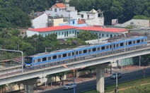 Tàu metro số 1 chính thức lăn bánh chạy thử