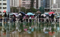 Hong Kong buộc xét nghiệm toàn dân, Hàn Quốc kỷ lục 170.000 ca một ngày