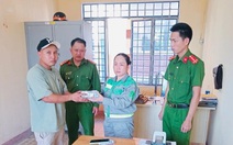 Nữ công nhân quét rác nhặt 100 triệu đồng trên đường, trả lại người đánh rơi