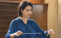 Xem Nàng Dae Jang Geum Lee Young Ae làm nữ nhạc trưởng