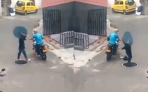 Thanh niên trộm nắp cống bị nghiệp quật