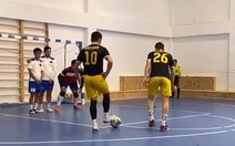 Pha dàn xếp đá phạt futsal IQ 2000