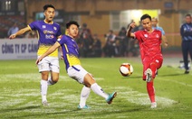 CLB Hà Nội - Hải Phòng (hiệp 1) 1-0: Văn Quyết mở tỉ số