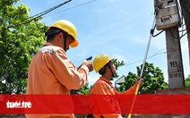 Đọc báo cùng bạn 5-5: Giá điện tăng, tránh 'té nước theo mưa'