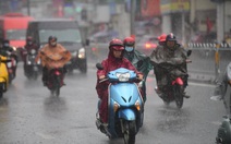 Biển Đông khả năng sắp hứng bão, miền Nam sẽ có đợt mưa to diện rộng