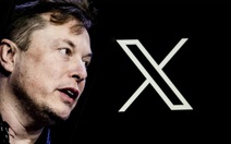 Elon Musk ám ảnh chữ X từ cô hầu bàn