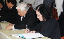 Thường trực Ban Bí thư viếng lễ tang ông Lê Phước Thọ