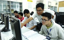 Lại nóng chuyện học phí đại học