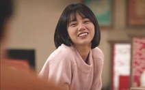 Hãng máy bay Mỹ xin lỗi diễn viên Lee Hyeri của 'Reply 1988'