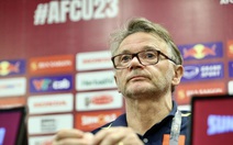 HLV Philippe Troussier: U23 Việt Nam trội hơn về thống kê